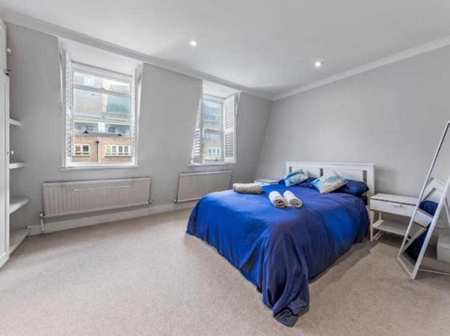 Mews House West Ken Villa London Bagian luar foto